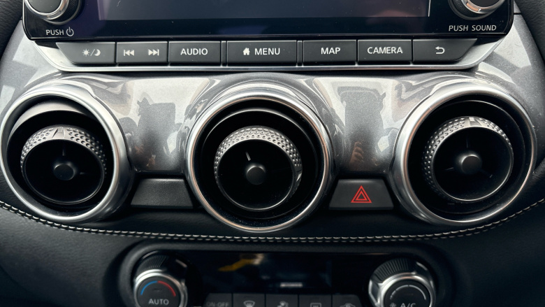 Nissan Juke 1.0 DiG-T 114 N-Connecta 5dr DCT Petrol Hatchback